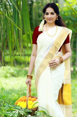 Alka Fashion Solid/Plain Kasavu Cotton Silk Saree(White)