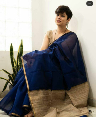SRIJITA SAREE CENTER Color Block Handloom Pure Silk Saree(Dark Blue)