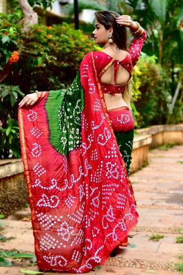 rajranitextiles Printed Bandhani Georgette Saree(Green, Red)