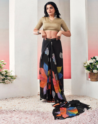 Riddhi textile Hub Printed Bollywood Georgette Saree(Black)
