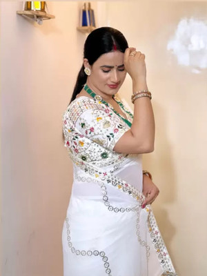 QEXTY Embroidered Bollywood Georgette Saree(White)