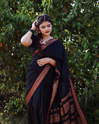 K SALIYA ENTERPRISE Printed Kanjivaram Pure Silk Saree(Black)