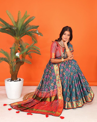 LAVYANSH CREATION Printed, Self Design Patola Silk Blend Saree(Blue)