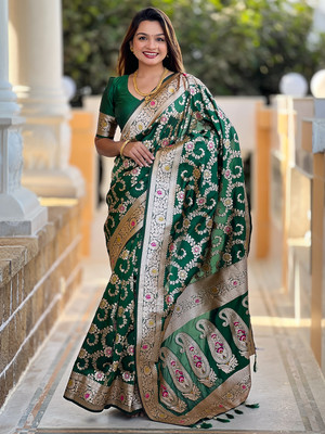 Nayanthara Trends Printed Banarasi Silk Blend Saree(Green)