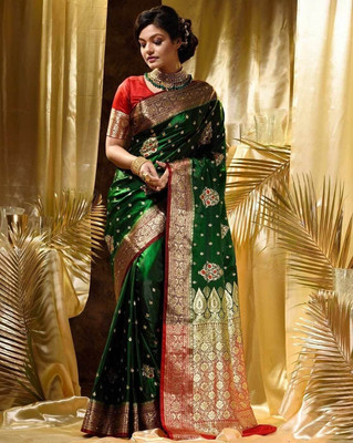 YASHIKA Printed Bollywood Silk Blend Saree(Green)