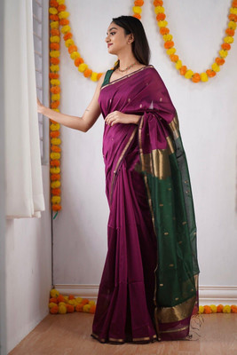 Prutha Fashions Woven Banarasi Silk Blend Saree(Maroon)
