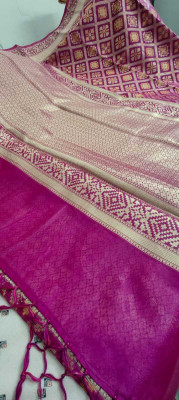 PoojaCreation Woven Banarasi Pure Silk Saree(Purple)