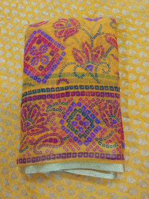 Swarne Geometric Print Bandhani Chiffon Saree(Yellow)