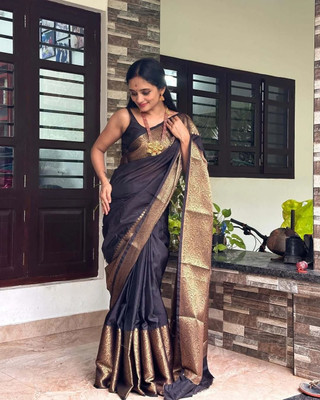 AVANTIKA FASHION Printed Kanjivaram Pure Silk, Art Silk Saree(Black)