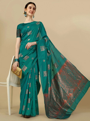 AVANTIKA FASHION Woven Kanjivaram Pure Silk, Art Silk Saree(Light Blue)