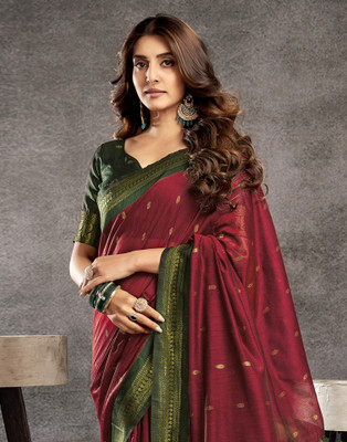 Samah Self Design, Woven, Embellished Banarasi Cotton Blend Saree(Maroon, Dark Green, Gold)