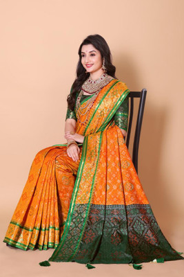 LAVYANSH CREATION Self Design, Printed Patola Silk Blend, Jacquard Saree(Yellow)