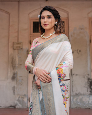 maharani couture Digital Print Kalamkari Silk Blend Saree(Multicolor)
