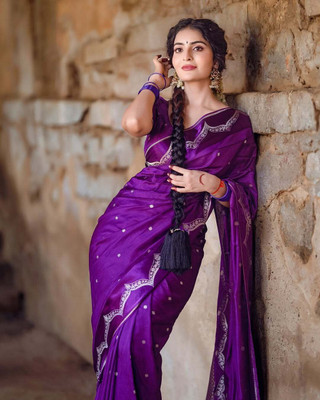 AVANTIKA FASHION Woven Kanjivaram Pure Silk, Art Silk Saree(Purple)