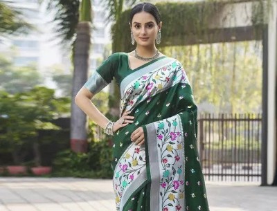 Jilani Fashion Woven Banarasi Jacquard Saree(Green)