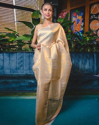 Divastri Woven, Embellished Kanjivaram Silk Blend, Jacquard Saree(Gold, Cream)