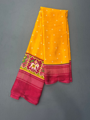 Pionex Printed Bandhani Silk Blend Saree(Yellow)