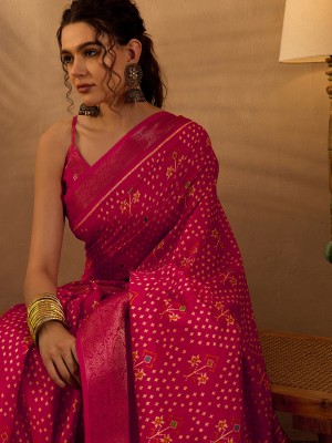 Sareemall Printed Madurai Silk Blend Saree(Pink)