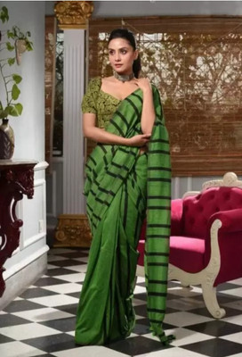 matri textile Striped Handloom Cotton Blend Saree(Green)