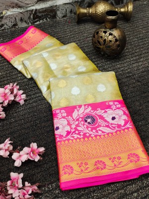 KHANJAN FASHION Floral Print, Geometric Print, Self Design, Woven Banarasi Pure Silk, Jacquard Saree(Light Green)