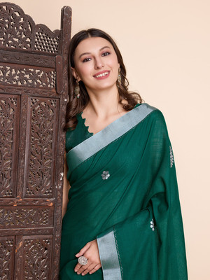 100 DREAMS Embroidered Handloom Linen Saree(Green)