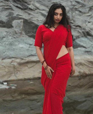 kashvi sarees Solid/Plain Daily Wear Chiffon, Georgette Saree(Red)