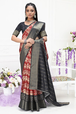 Dharmata Enterprise Animal Print, Printed, Woven Kalamkari Crepe Saree(Red)