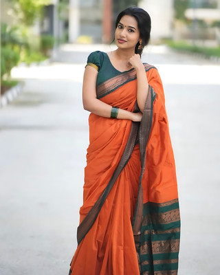 REENAA'S Woven, Self Design Banarasi Art Silk Saree(Orange, Dark Green, Black)