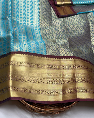 ZUBAIR SILK TEX Woven Banarasi Art Silk Saree(Blue)