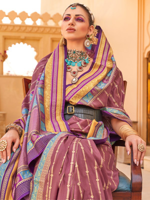 Sareemall Woven Banarasi Silk Blend Saree(Purple)