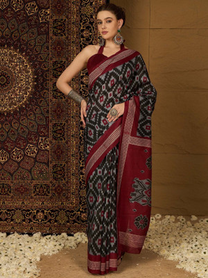 Sareemall Printed Ikkat Silk Blend Saree(Black)
