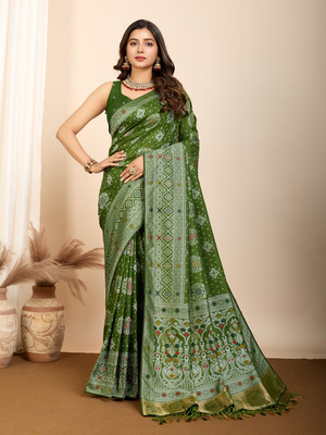 Yogik Creation Printed Bandhani Art Silk Saree(Light Green)