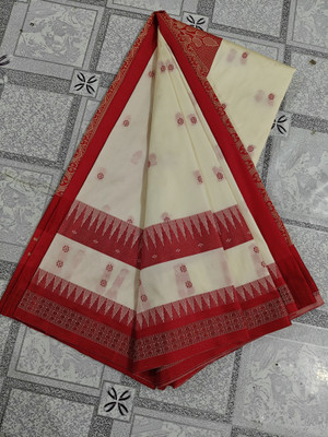 Afronza Temple Border, Self Design, Striped Kanjivaram Silk Blend Saree(Cream, Red)
