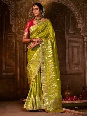Divastri Woven Banarasi Silk Blend Saree(Light Green)