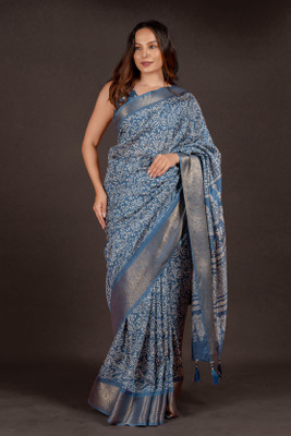 MIRCHI FASHION Printed, Embellished Kalamkari Cotton Silk, Silk Blend Saree(Dark Blue, White)