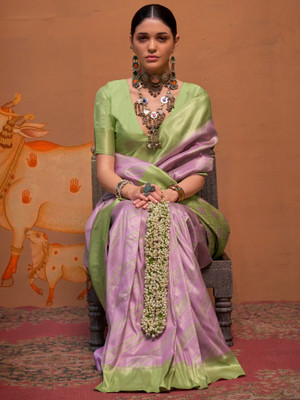 Sareemall Woven Banarasi Silk Blend Saree(Purple)