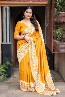 PeachPetals Printed Hand Batik Cotton Blend Saree(Mustard)