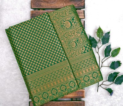 SetuMaalik Woven Banarasi Jacquard, Cotton Silk Saree(Green)