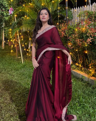 Femane Color Block Bollywood Art Silk Saree(Maroon)