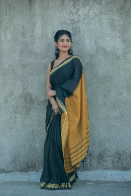 DUGGE FASHION Solid/Plain Handloom Pure Cotton Saree(Black)