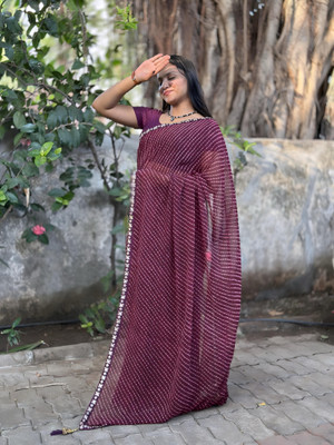 S.R.TEXTILES Self Design Bollywood Georgette Saree(Multicolor)