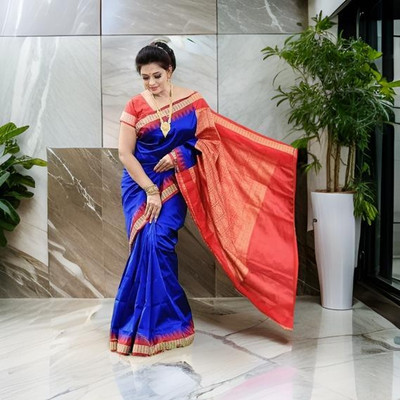 Afronza Solid/Plain, Woven, Temple Border Sambalpuri Pure Silk, Silk Blend Saree(Dark Blue, Red)