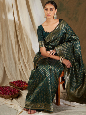 Suha Woven Banarasi Art Silk Saree(Green)