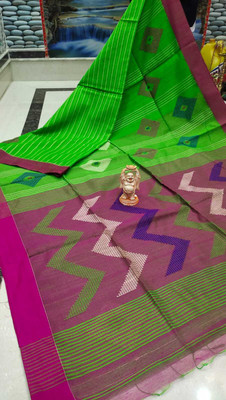 DAMAYETREE SAHA SHAREE CANTER Self Design Handloom Cotton Blend Saree(Green)