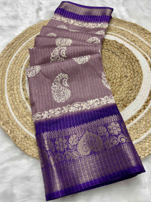 RegalDrapes Paisley Bollywood Jacquard, Silk Blend Saree(Purple)