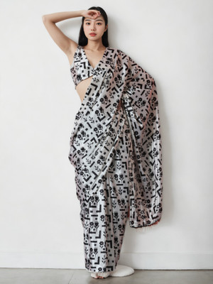 LeeliPeeri Designer Printed Bollywood Silk Blend Saree(White, Black)
