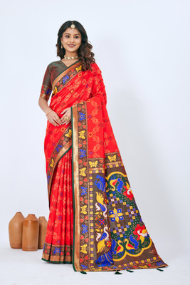 Heirlooms Woven, Floral Print, Self Design, Temple Border Paithani Pure Silk Saree(Purple)