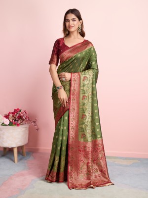 RICH & ROMAN Embellished, Woven Banarasi Jacquard, Pure Silk Saree(Light Green)