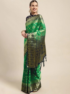 Hritika Woven Banarasi Silk Blend Saree(Green)