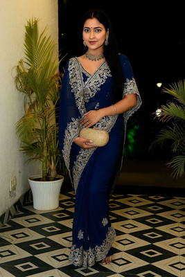 Putravadhu sarees Embellished, Self Design Bollywood Georgette Saree(Blue)